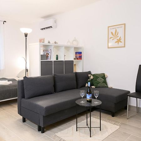 Zentrea Apartman エゲル エクステリア 写真