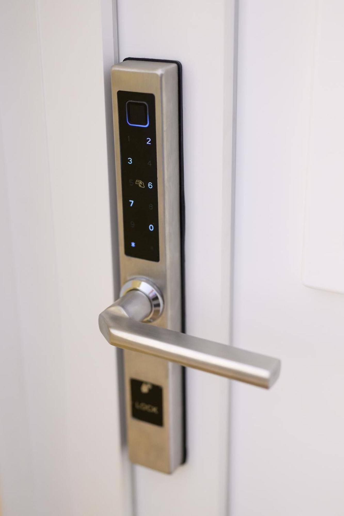 Zentrea Apartman エゲル エクステリア 写真